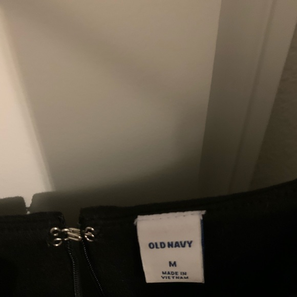 Old Navy women’s black quarter inch sleeved dress size medium - Picture 4 of 5